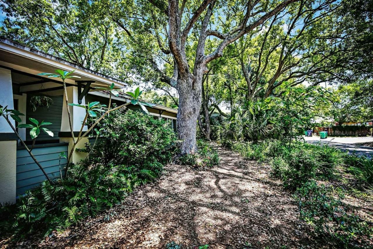 Charming 1923 Cottage At Erehwon Retreat Tampa Eksteriør billede
